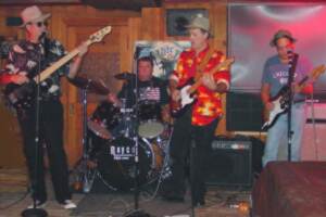Mark, DrBlooz, Guitar and the Sergaent rock-out the Blues at Carter's Place.